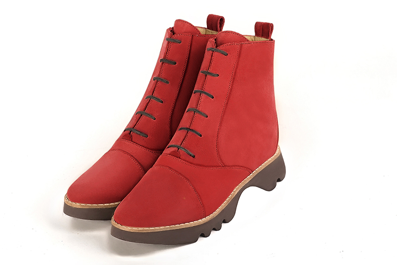 Scarlet red women's ankle boots with laces at the front.. Front view - Florence KOOIJMAN